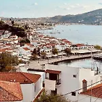 Mare Gaia * Σκιάθος Πόλη