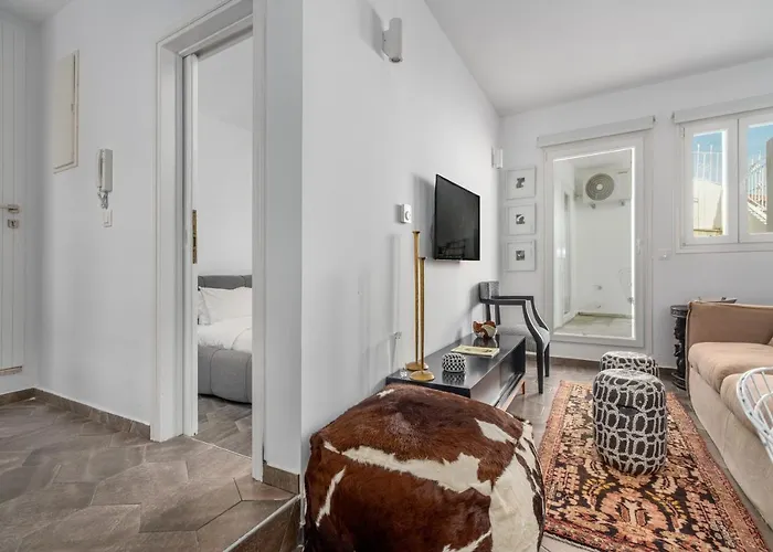 Mare Gaia Skiathos Town