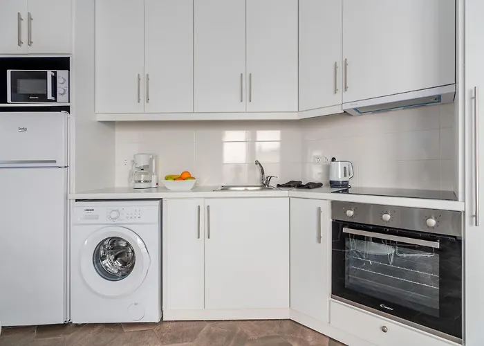 Mare Gaia Skiathos Town